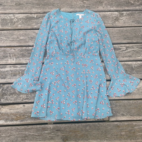 Forever 21 Dress Floral - Picture 1 of 5